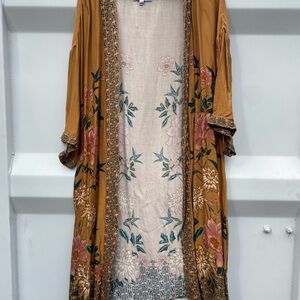 DR2 Beige and Brown Patterned Kimono